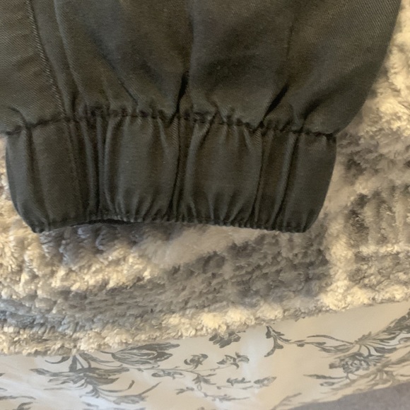 Flowy pants - Picture 2 of 4